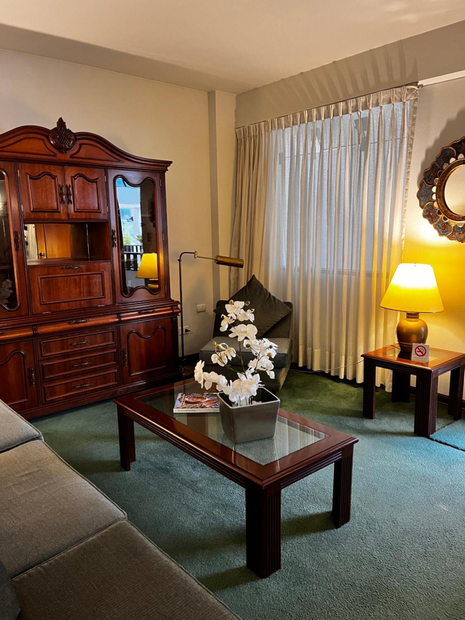 Deluxe Suite
