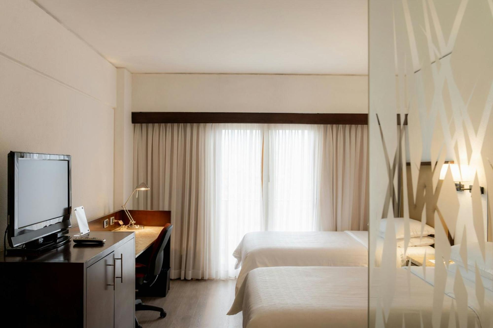 Classic Guest room 2 Twin or Single Beds