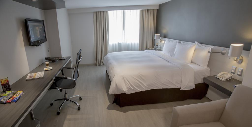 Quarto Superior com Cama King-size