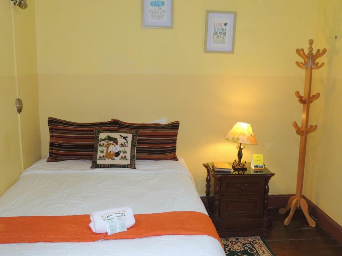 Chambre Simple avec Salle de Bains Commune