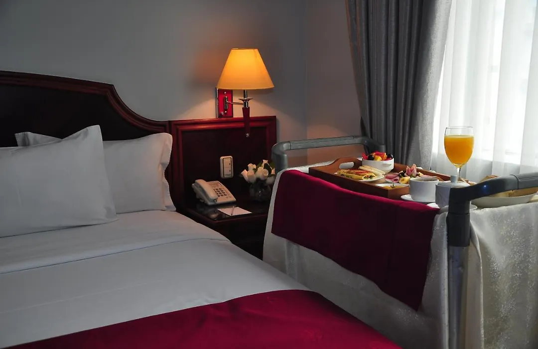 Kingdom Hotel-1